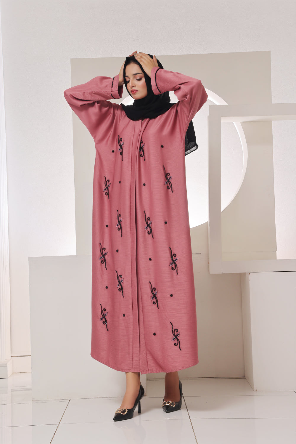 Zeenat Rose Embroided Abaya