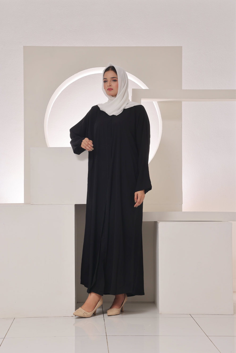 Noor Zarqa Abaya Black