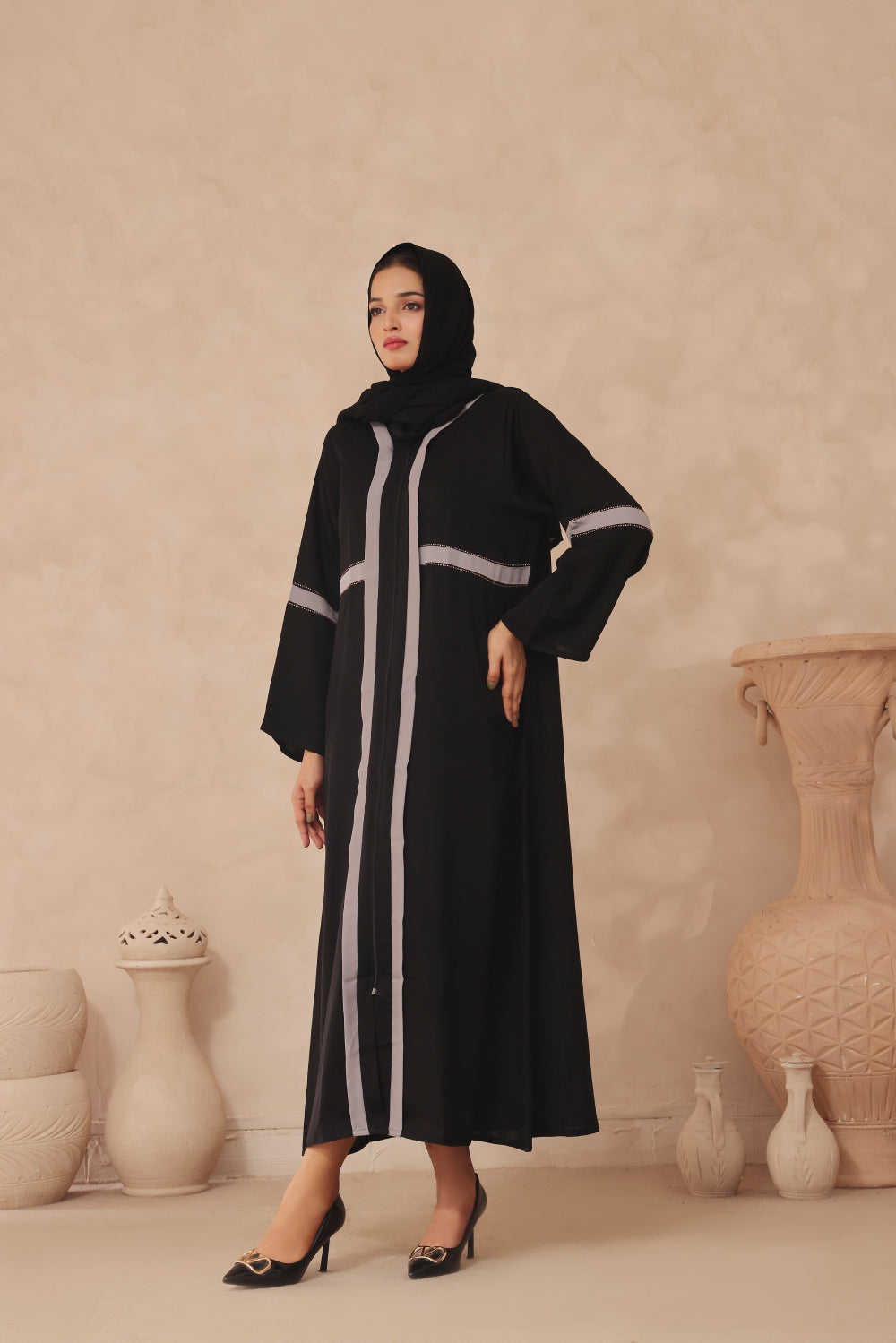 Zivara Eclipse Abaya