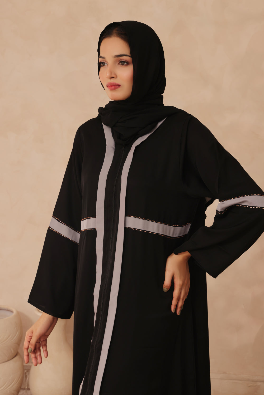 Zivara Eclipse Abaya