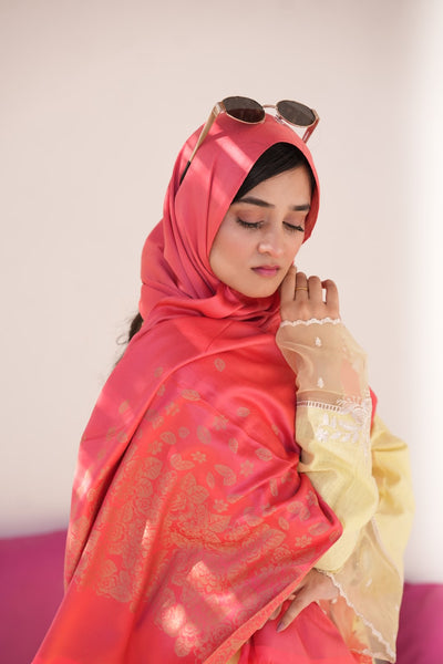 Silk Jaqured - Radish Pink