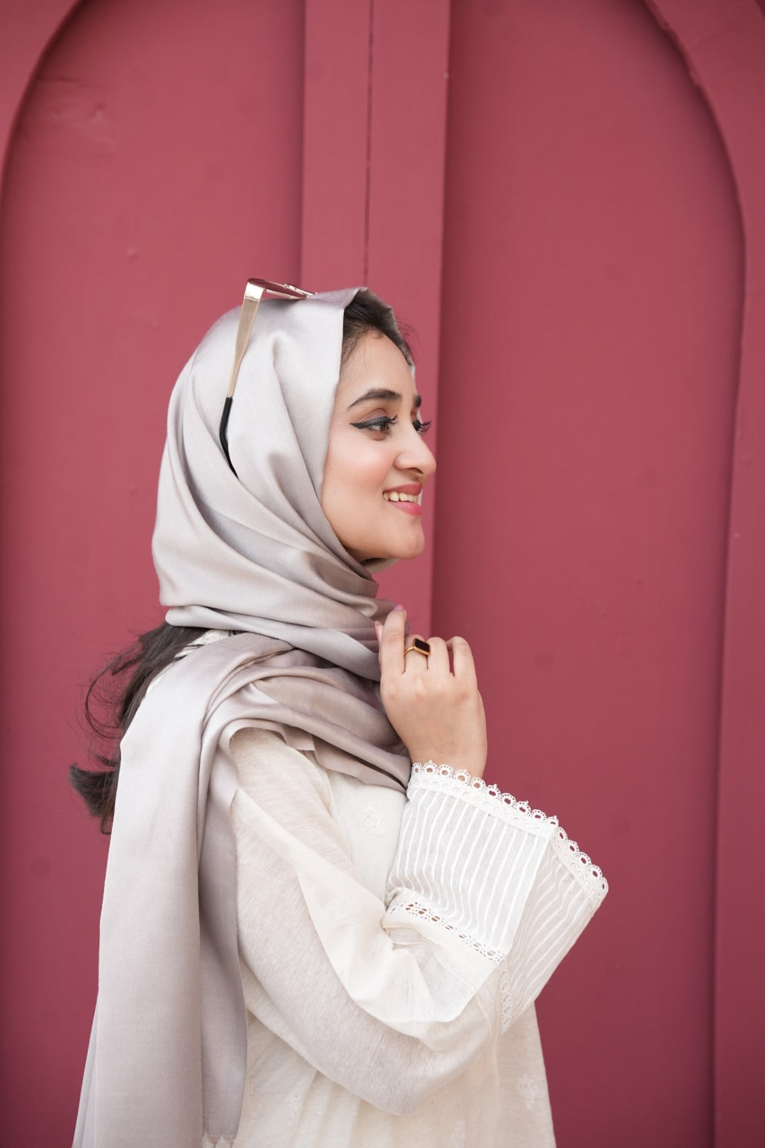 Silk Two Tone Hijab Moon Silver