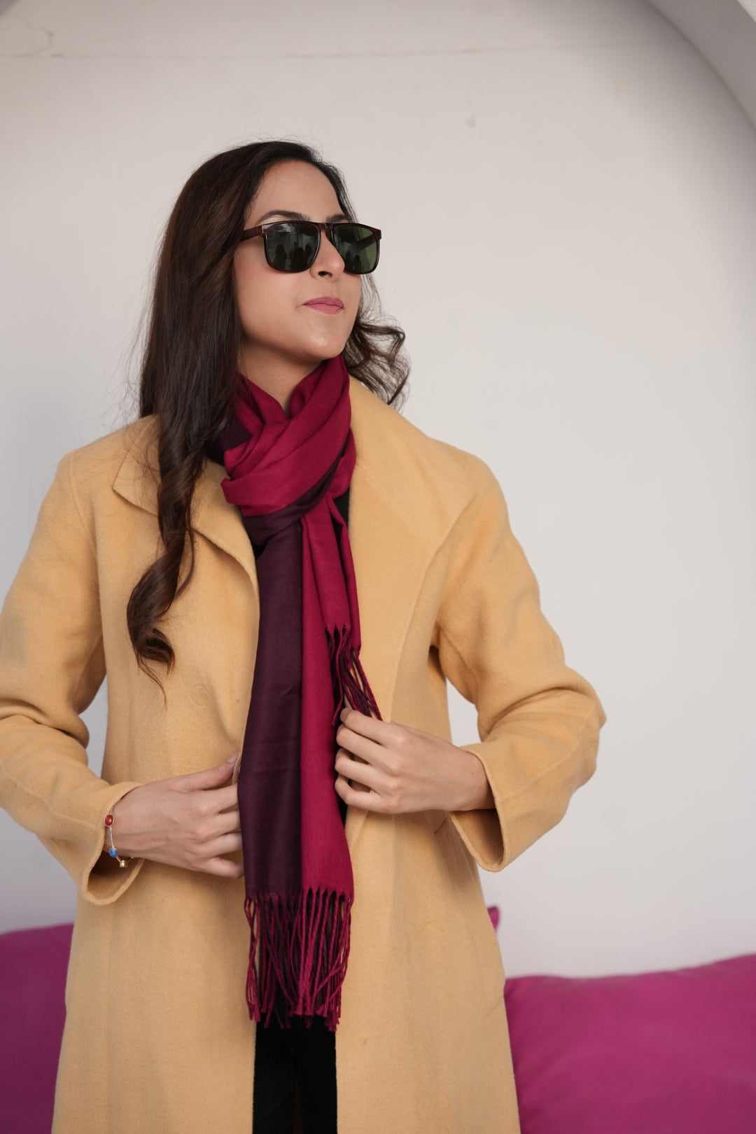 Woolen Two-Tone Scarf (Red & Dark Red)