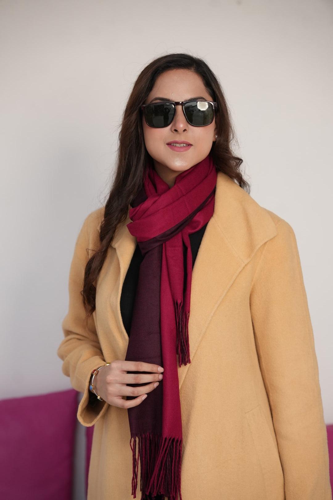Woolen Two-Tone Scarf (Red & Dark Red)
