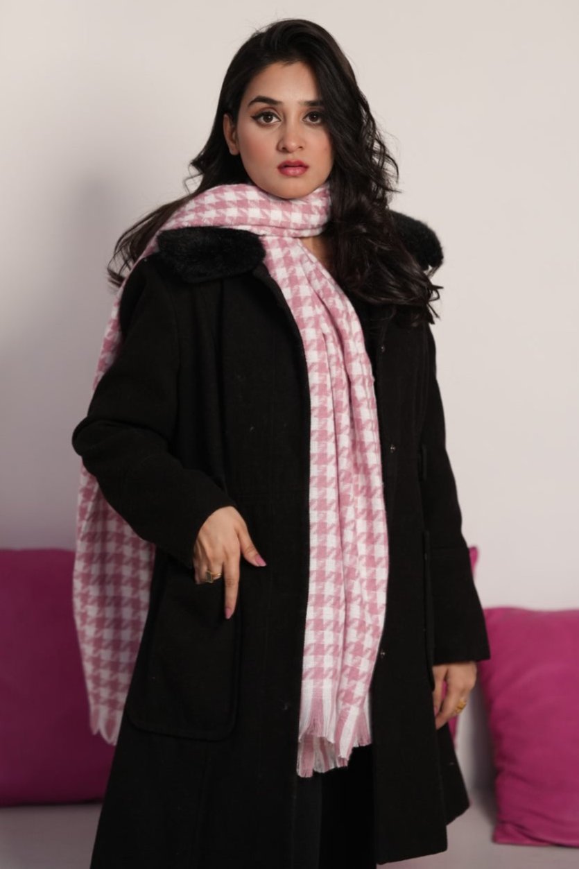 Hounds tooth Woolen Scarf - Carolina Pink