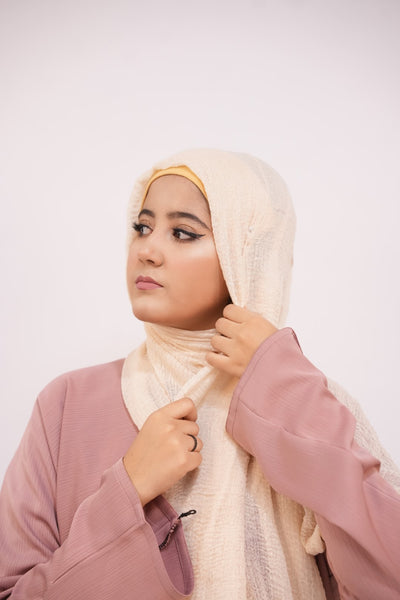 Soft Crimps Hijab Off-white