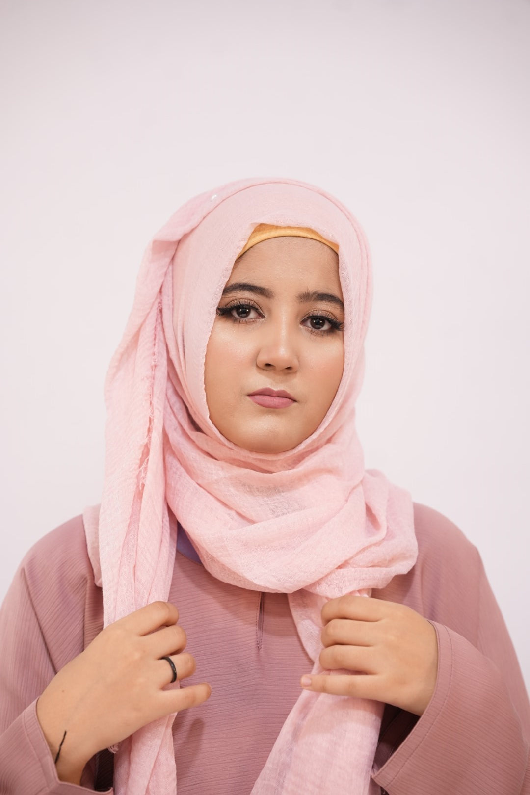 Soft Crimps Hijab Baby Pink