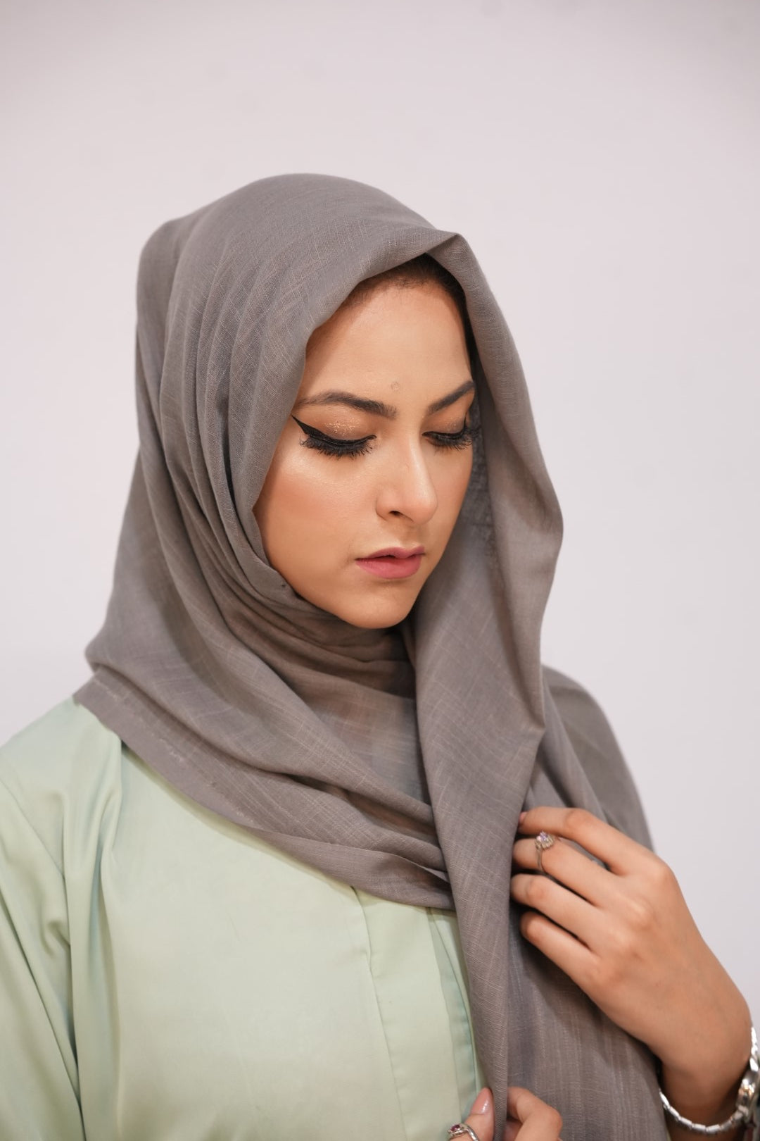 Turkish Slub Lawn - Taupe Gray