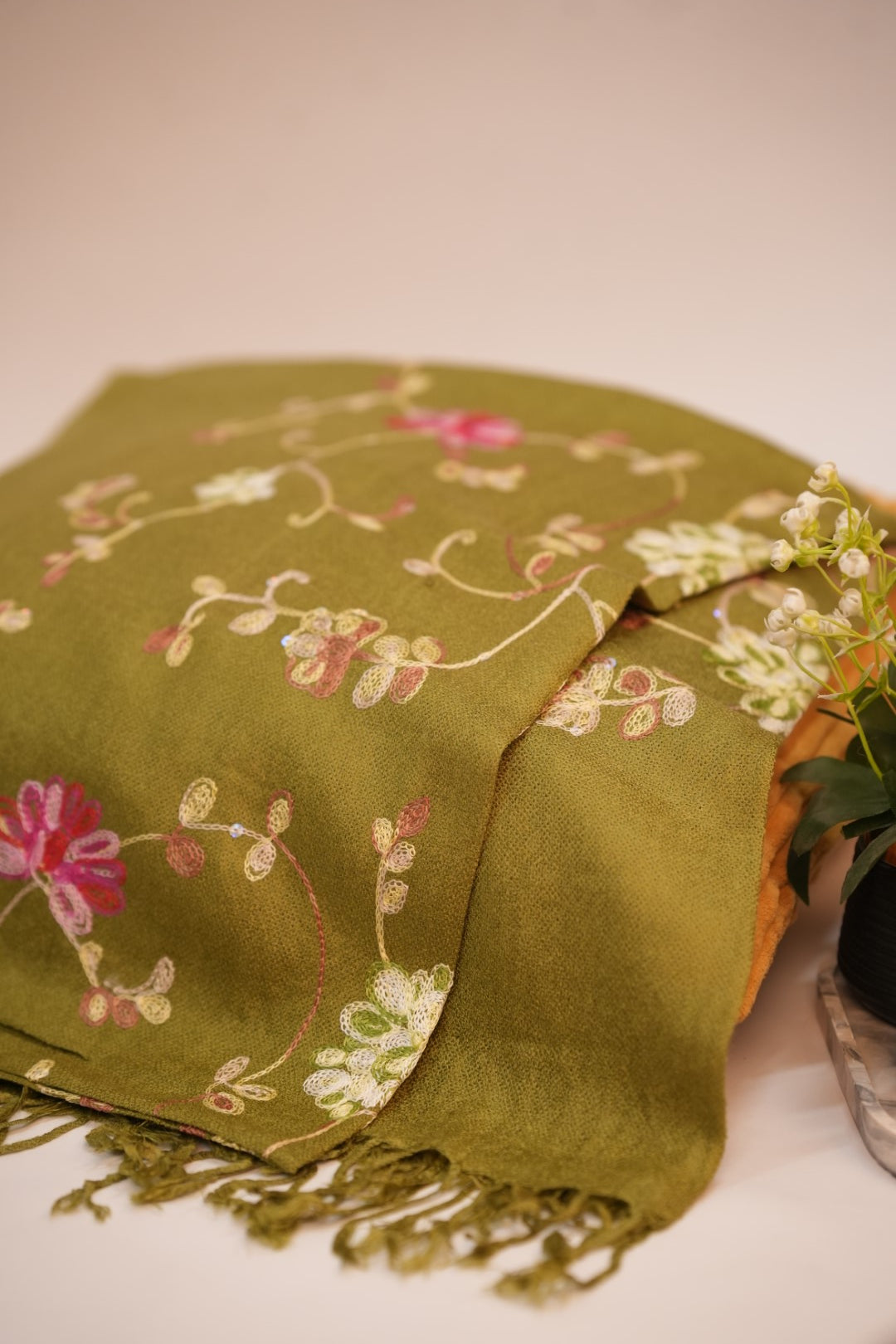 Pashmina Floral Embroidered - Mehndi Green