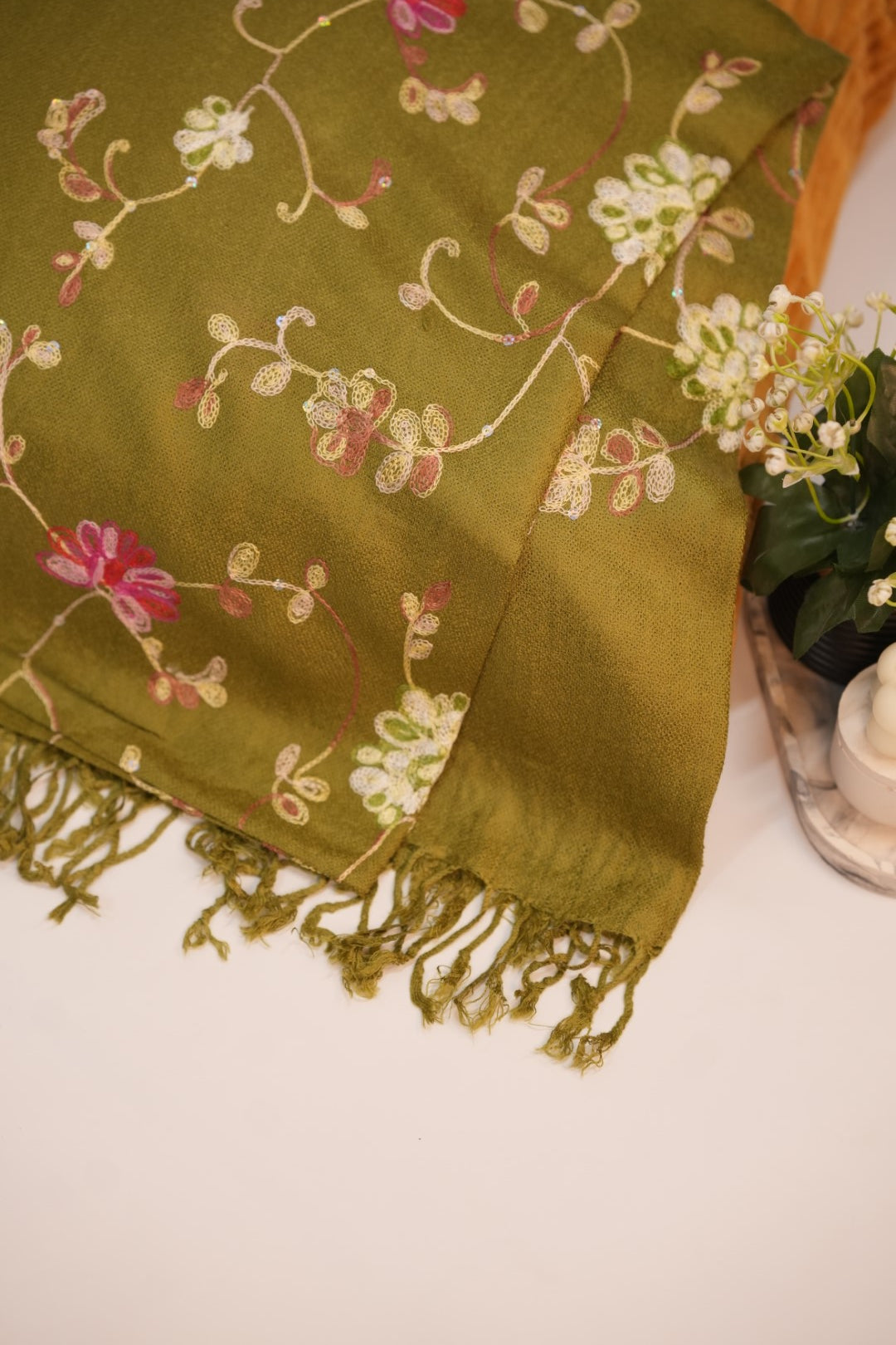 Pashmina Floral Embroidered - Mehndi Green
