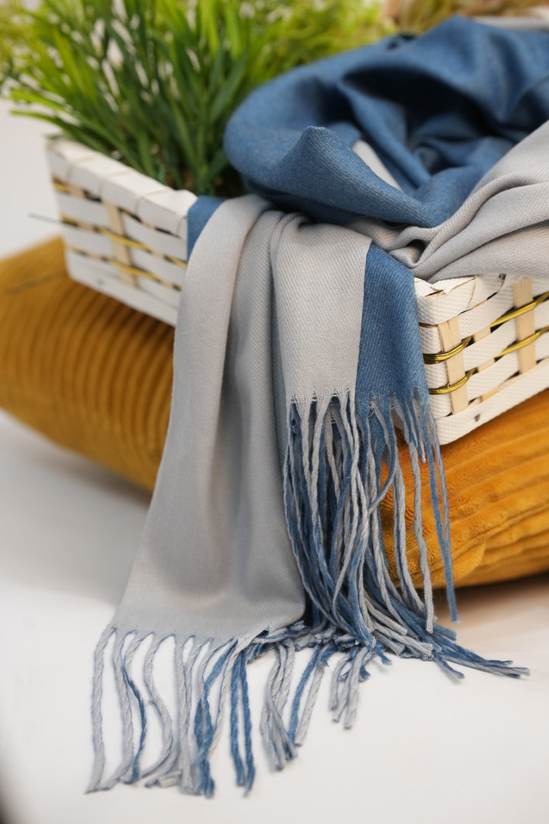 Woolen Two-Tone Scarf (Blue & Grey)
