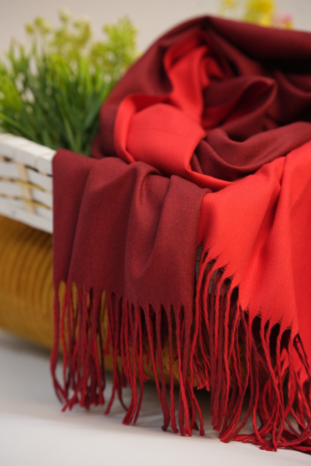 Woolen Two-Tone Scarf (Maroon & Red)