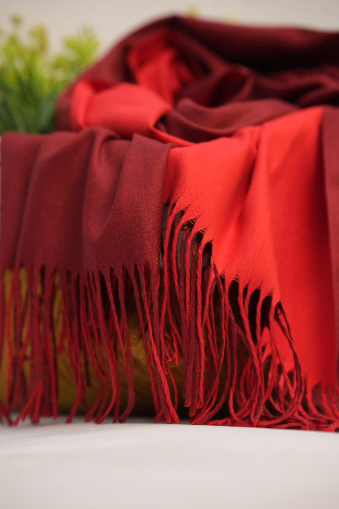 Woolen Two-Tone Scarf (Maroon & Red)