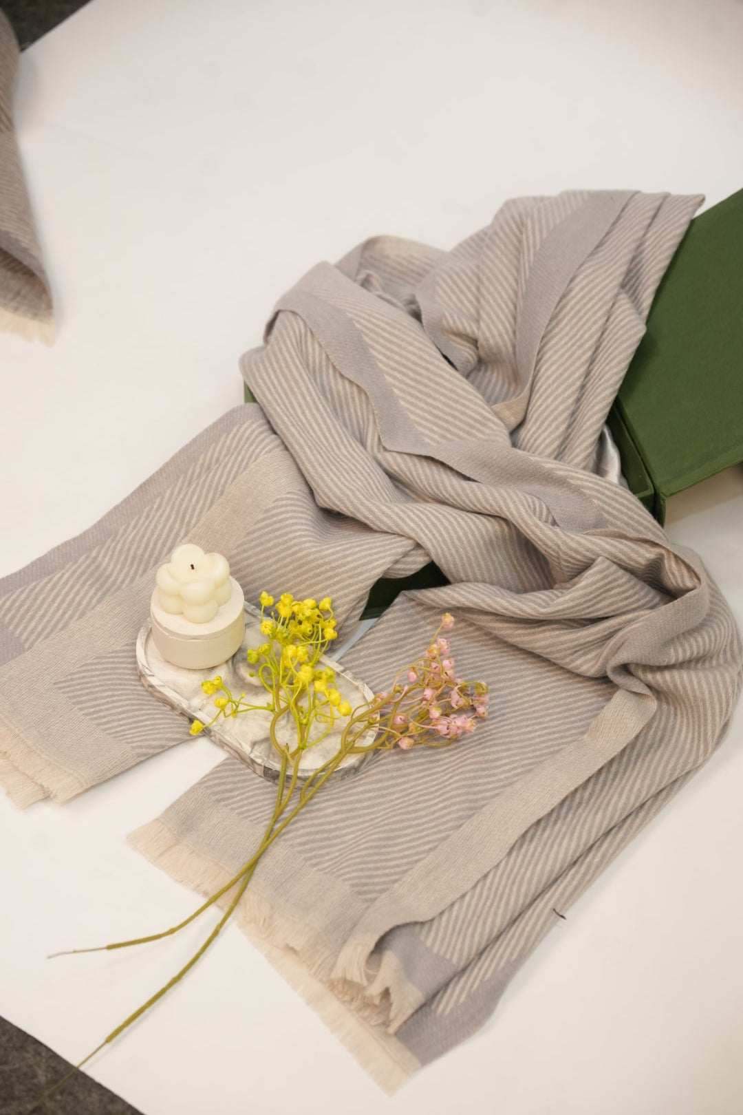 Woolen Diagonal Stripes - Light Grey