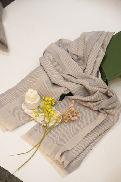 Woolen Diagonal Stripes - Light Grey