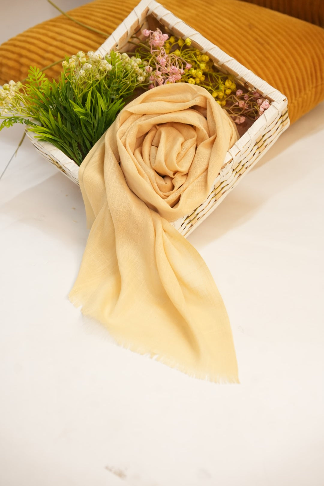 Turkish Slub Lawn - Pale Cream