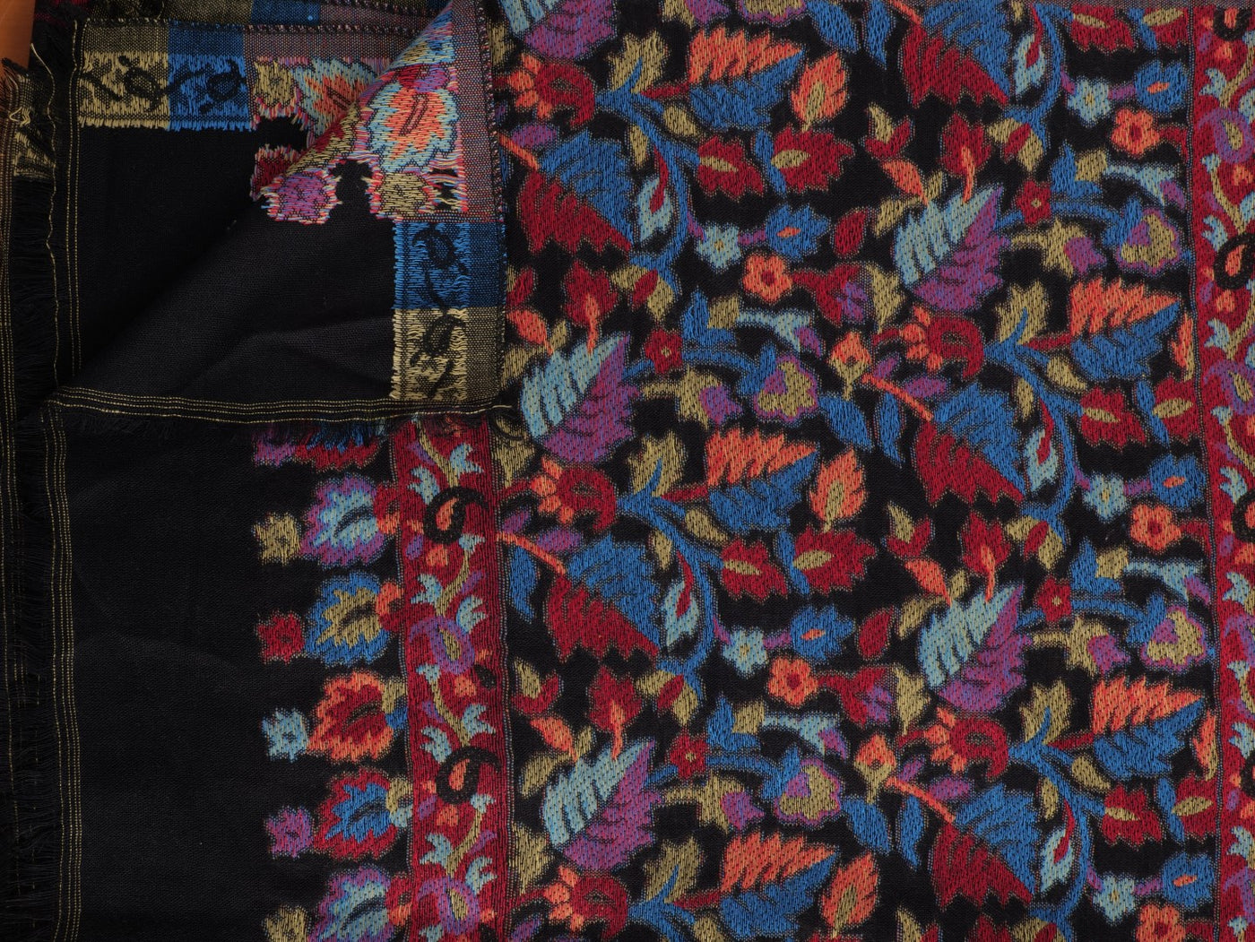 Pashmina Jacquard - Black with Red Border