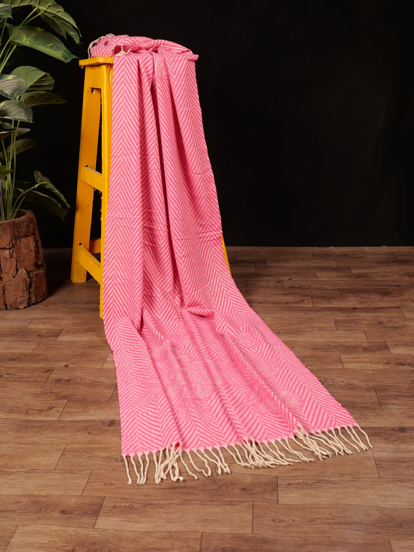 Chevron Blossom Wool Stole - Pink
