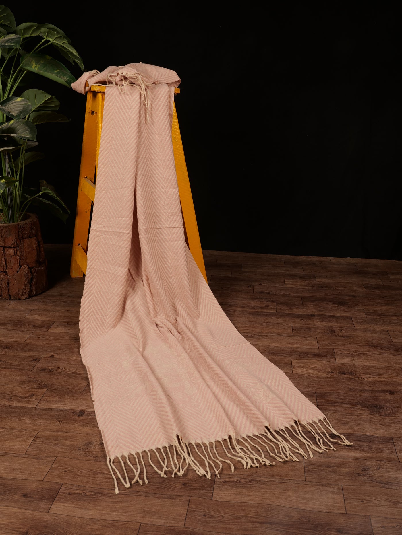 Chevron Blossom Wool Stole - Brownish Pink