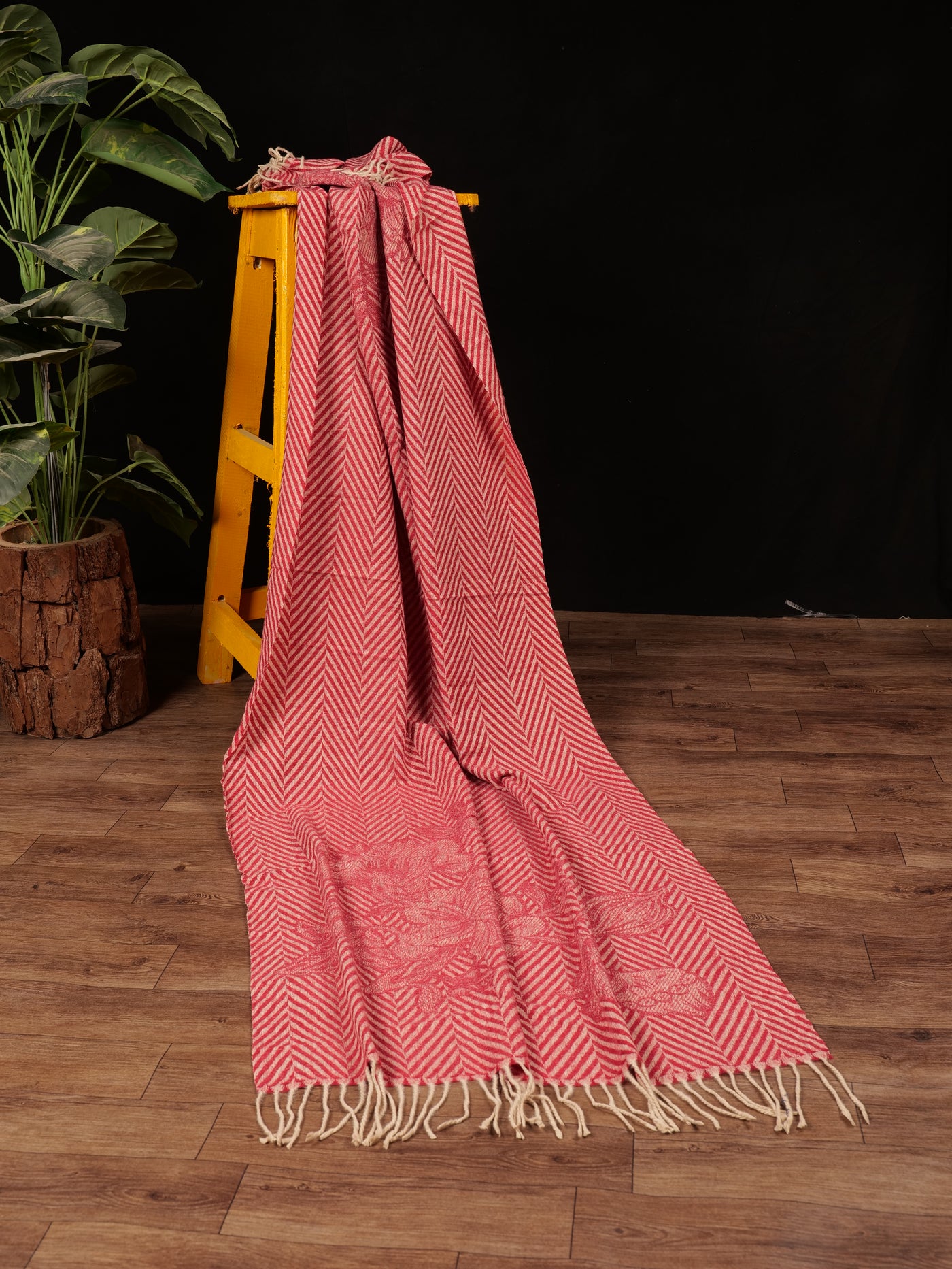 Chevron Blossom Wool Stole - Dark Pink