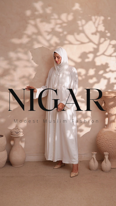 Luna Safa White Abaya